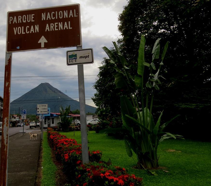 Hotel Vagabondo La Fortuna Ngoại thất bức ảnh